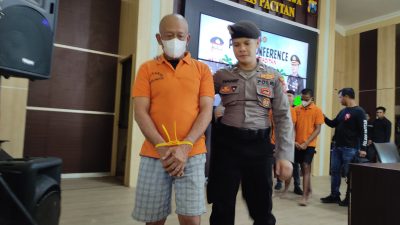 Terpaut 50 Tahun, Mbah Tarman Pakai Cek Palsu untuk Yakinkan Gadis Pacitan