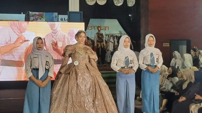 Pesona Rias Pengantin Modern dari Tangan Kreatif Siswa TKKR SMKN 1 Pacitan
